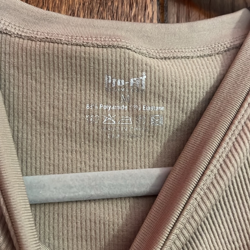 Beige Ribbed Crop Top - Picture 2 of 3